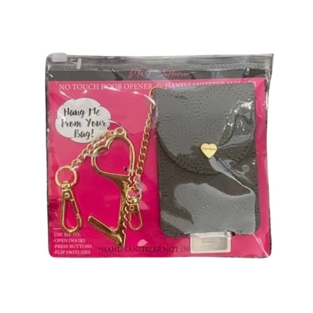 Betsy Johnson Gray Hearts Covid Key/Sanitizer Set​​​​​​​​​​​